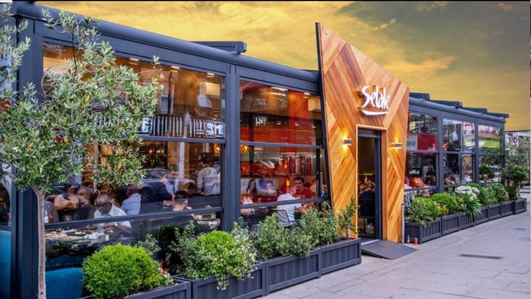Unwind In Style 2Br With Cozy Backyard For Groups Apartment Londra Exterior foto